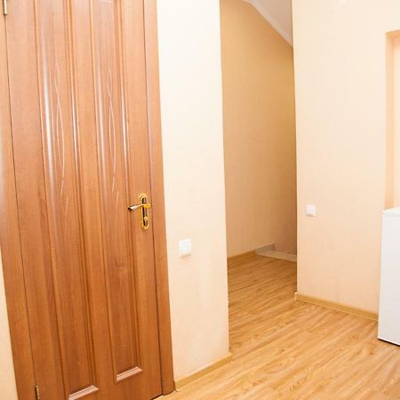 Semi-luxury Apartment on Zhukovskogo Street 57 Zaporizhia Eksteriør bilde