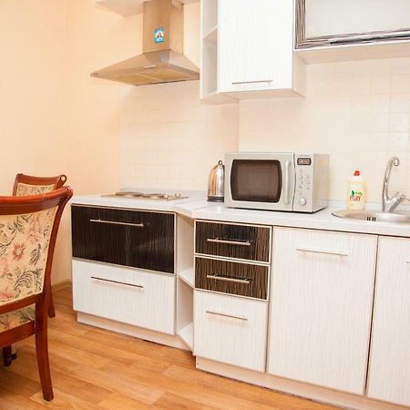 Semi-luxury Apartment on Zhukovskogo Street 57 Zaporizhia Eksteriør bilde