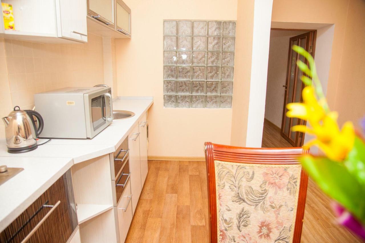 Semi-luxury Apartment on Zhukovskogo Street 57 Zaporizhia Eksteriør bilde
